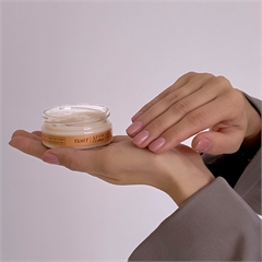 «Крем Алтая» для лица дневной против морщин, отеков и купероза «Крем Алтая» для лица дневной против морщин, отеков и купероза