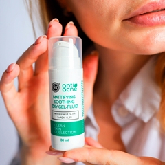 Матирующий успокаивающий дневной гель-флюид Anti-acne