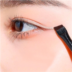 Набор кистей для макияжа. 2 шт. (для бровей, глаз)